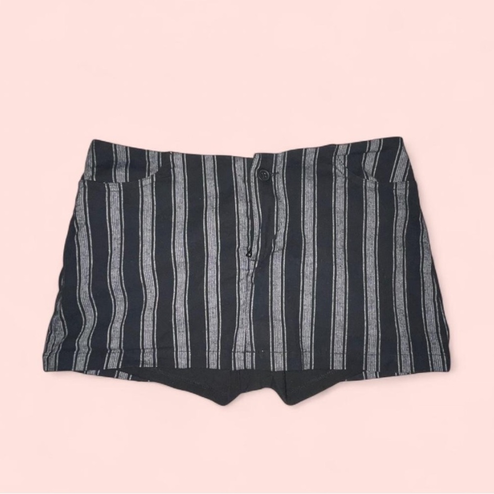 Striped Black and Gray Skort
